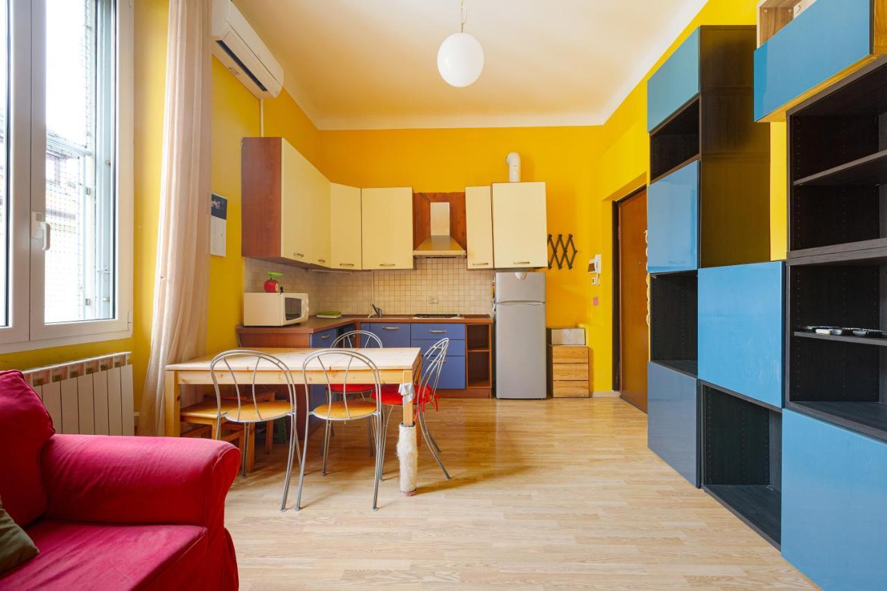 Milano Viale Umbria Colorful Apartment Экстерьер фото